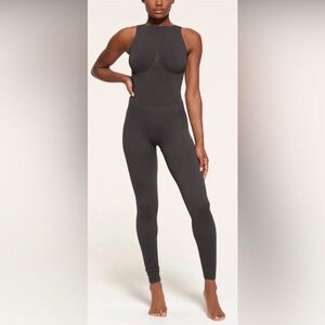 Skims Sleeveless Bodysuit